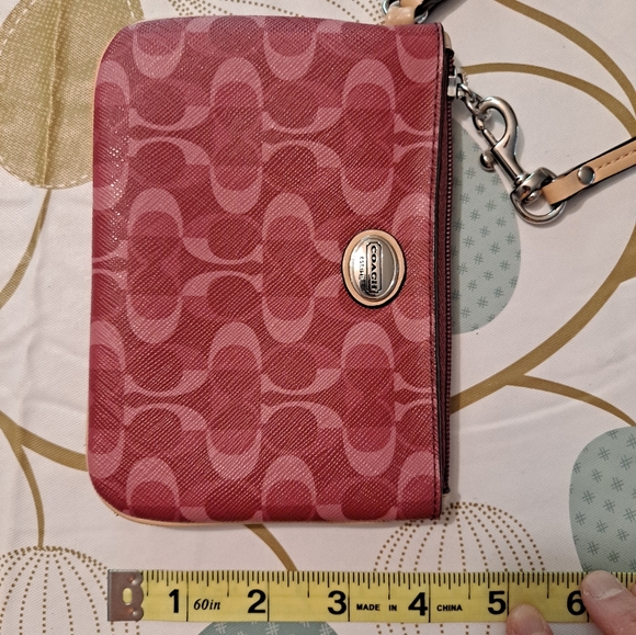 Coach Fuchsia Pink Small Zip Top Clutch Wristlet - Picture 12 of 12
